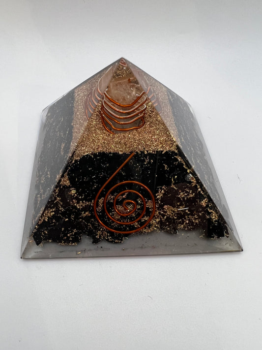 Shungite orgonite pyramid