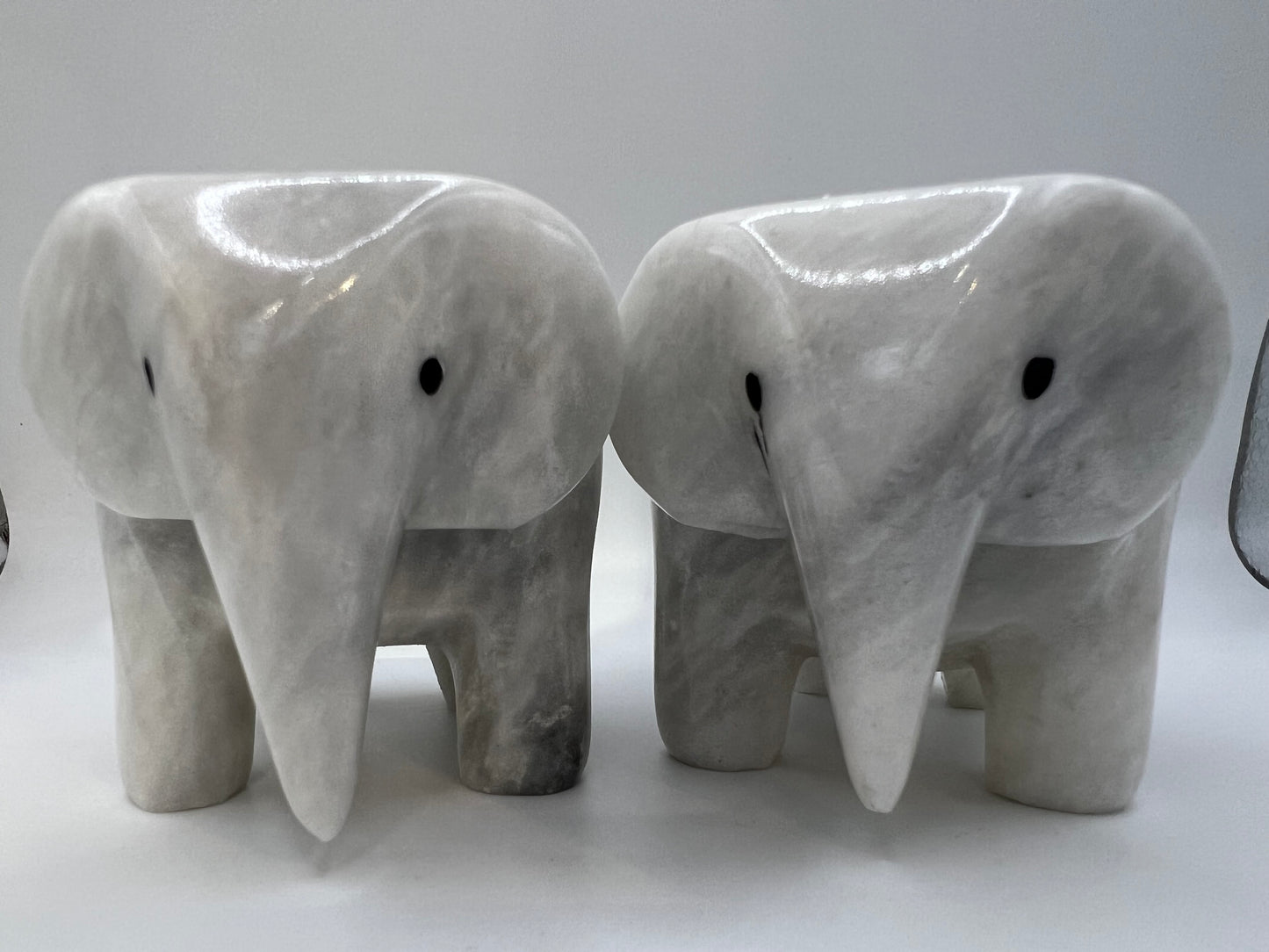 White marble elephant tea light holder