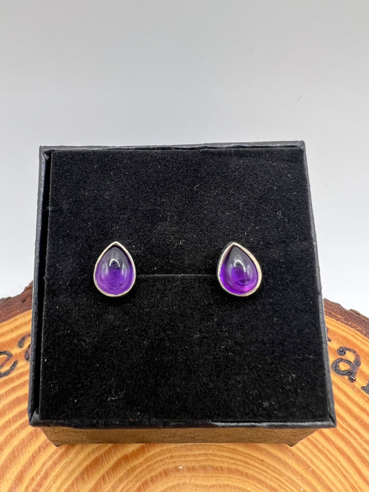 Amethyst silver teardrop studs