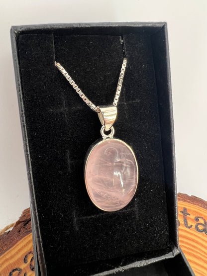 Rose Quartz silver oval necklace