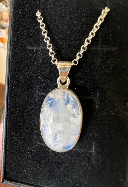 Moonstone silver oval necklace